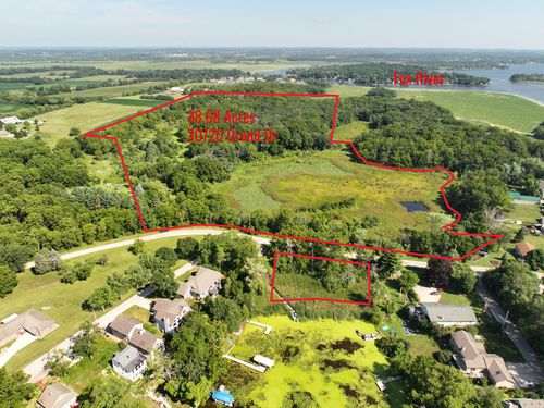 30720 Grand Dr, Waterford, WI, 53185-2916 | Card Image