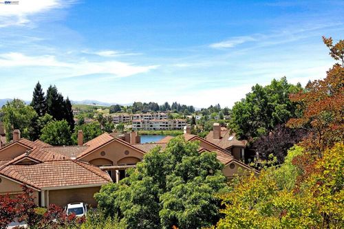 200-5012 Lakeview Dr, San Ramon, CA, 94582-4331 | Card Image