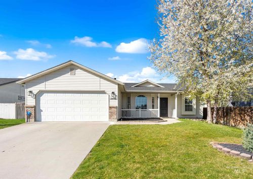 3205 S Malad Dr, Nampa, ID, 83686-4907 | Card Image