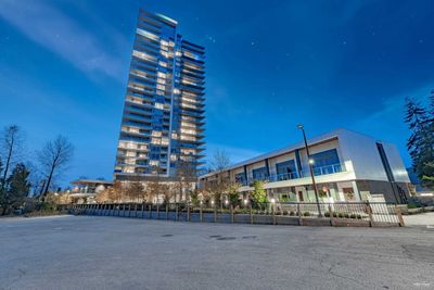 1007 - 200 Klahanie Crt, Condo with 1 bedrooms, 1 bathrooms and null parking in West Vancouver BC | Image 1