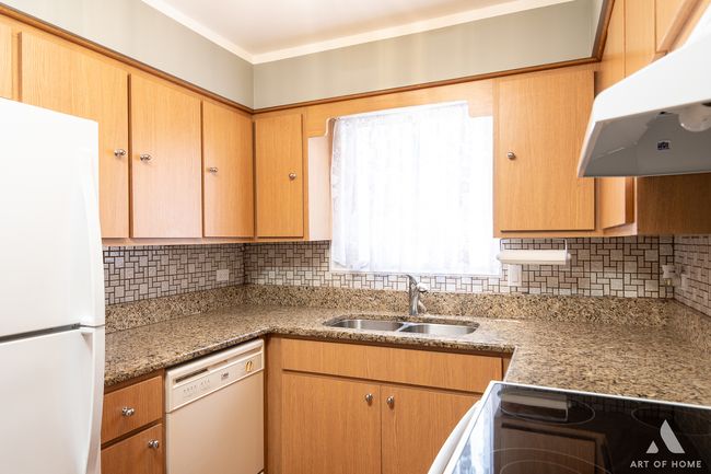 APT-2C - 8049 Beloit Ave, Condo with 2 bedrooms, 1 bathrooms and 2 parking in Bridgeview IL | Image 12