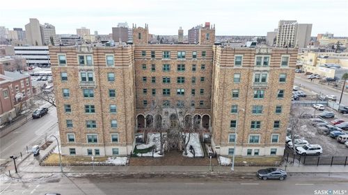 400-2305 Victoria Ave, Regina, SK, S4P0S7 | Card Image