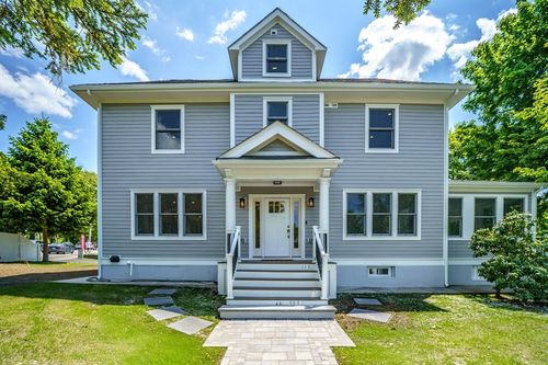 368 Worcester St, Wellesley, MA, 02481 | Card Image