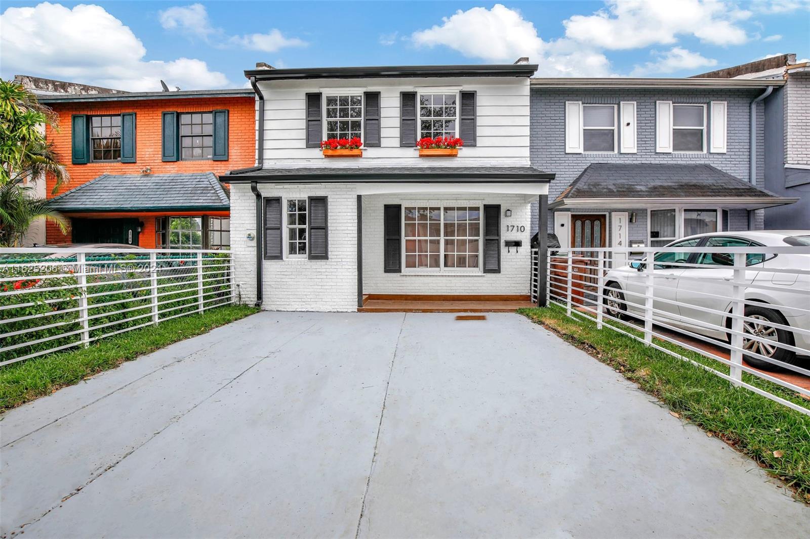 72nd St, Hialeah, FL 33014