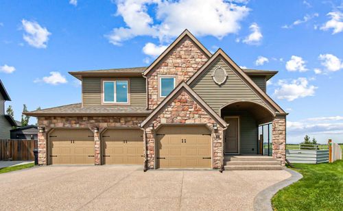 18 Vera Close, Olds, AB, T4H0C4 | Card Image