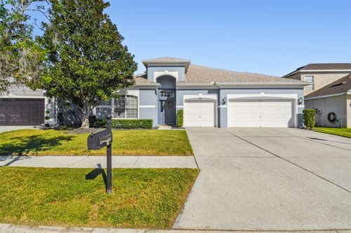 6818 Pine Springs Dr, WESLEY CHAPEL, FL, 33545-4816 | Card Image