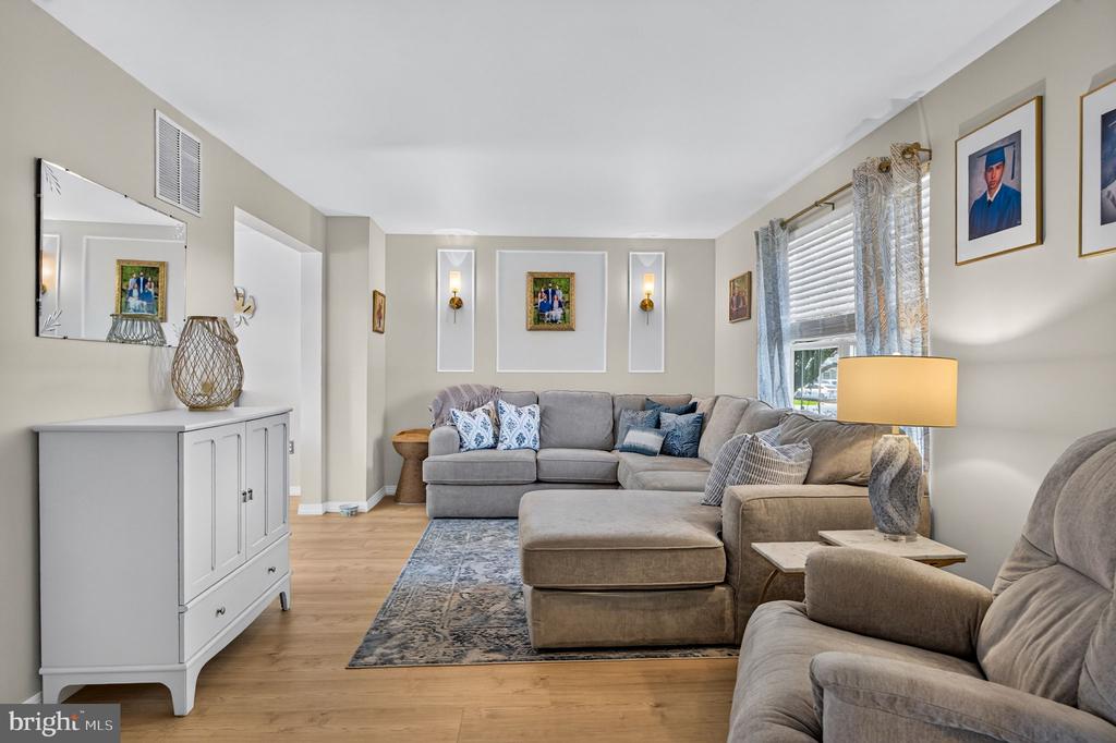 Residential in WILLIAMSTOWN 5