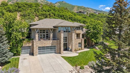 5304 Skyline Pkwy, South Ogden, UT, 84403-4845 | Card Image