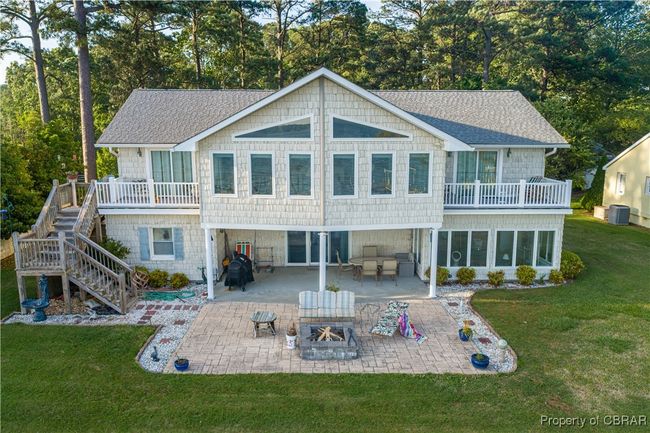 335 Berryville Shores Dr, House other with 3 bedrooms, 2 bathrooms and null parking in Deltaville VA | Image 11