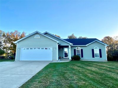 713 Worthington Drive, House other with 4 bedrooms, 3 bathrooms and null parking in Warrenton MO | Image 1