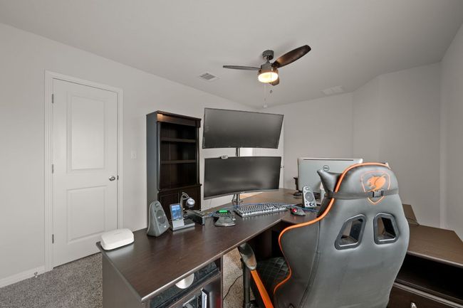 13712 Fallsprings Way, House other with 4 bedrooms, 3 bathrooms and 6 parking in Manor TX | Image 28