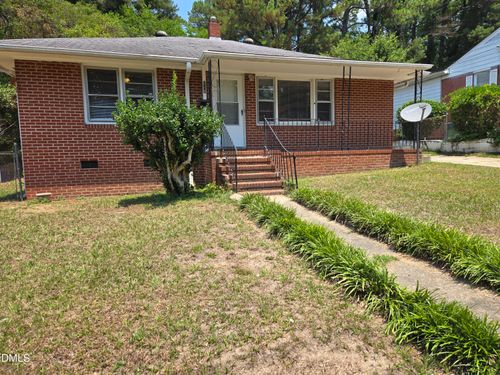 218 Langdon St, Fayetteville, NC, 28301-4109 | Card Image