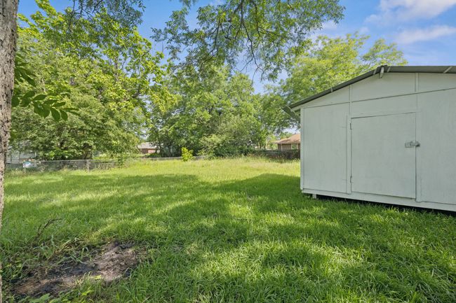 909 E High St, House other with 3 bedrooms, 1 bathrooms and null parking in Terrell TX | Image 24