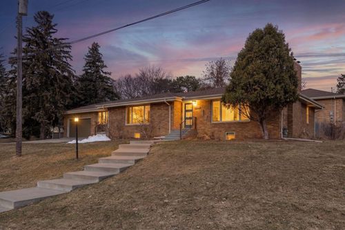 2079 Upper Saint Dennis Rd, Saint Paul, MN, 55116-2810 | Card Image