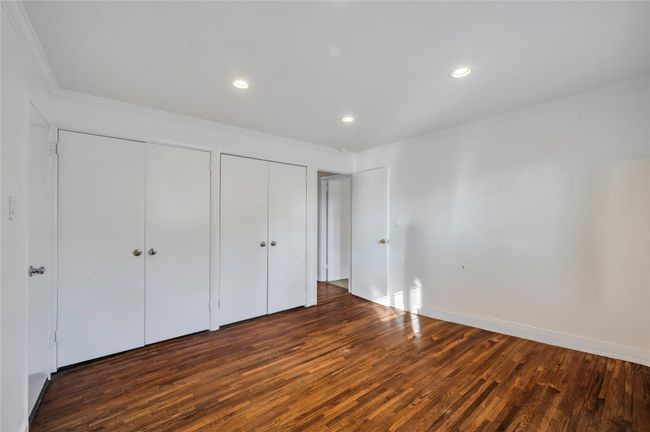 76 Hemlock Rd, House other with 6 bedrooms, 4 bathrooms and 2 parking in Manhasset NY | Image 18