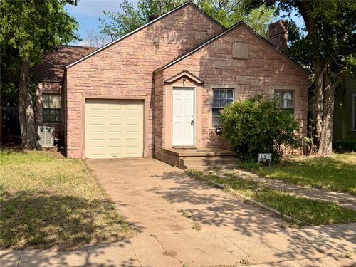 889 Ross Ave, Abilene, TX, 79605-3252 | Card Image