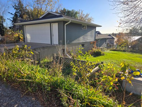 440 2nd St Nw, Ortonville, MN, 56278-1415 | Card Image