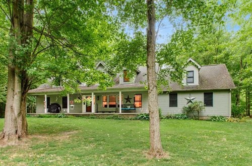 4682 Webster Rd, Centerburg, OH, 43011-9416 | Card Image