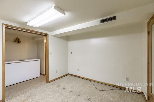 116 N Cleveland St, House other with 5 bedrooms, 2 bathrooms and 1 parking in Moscow ID | Image 33