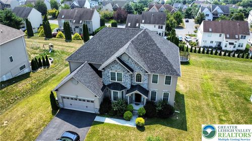 254 Danbury Dr, Nazareth, PA, 18064-1246 | Card Image