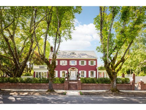 1728 Ne Stanton St, Portland, OR, 97212-3335 | Card Image