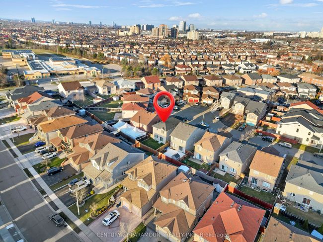 12 Hefferon Crt, House other with 6 bedrooms, 5 bathrooms and 4 parking in Brampton ON | Image 6