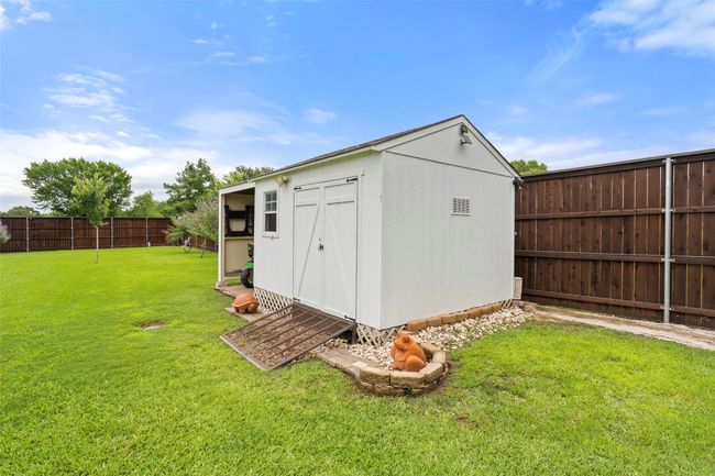 230 Bent Tree Trl, House other with 3 bedrooms, 2 bathrooms and null parking in Burleson TX | Image 31