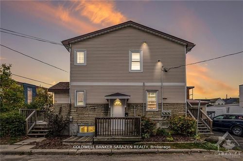 136 Deschamps Ave, Vanier, ON, K1L5Z6 | Card Image