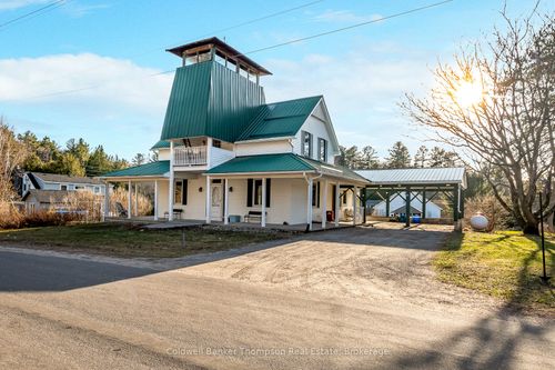 2434 Old Muskoka Rd, Utterson, ON, P0B1M0 | Card Image