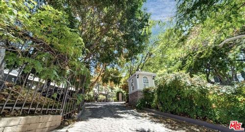 apt-2205-2700 Cahuenga Blvd E, LOS ANGELES, CA, 90068-2147 | Card Image