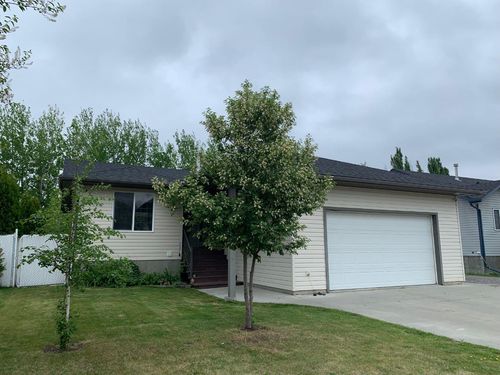 118 Poplar Dr, Whitecourt, AB, T7S1X1 | Card Image