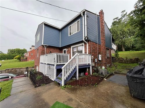 6806 Vara Dr, Pittsburgh, PA, 15236-3648 | Card Image
