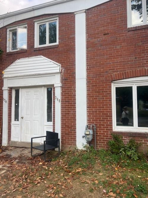 368 Anawanda Ave, Mt. Lebanon, PA, 15228-2439 | Card Image