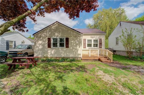 357 Erie Rd, Vermilion, OH, 44089-2128 | Card Image