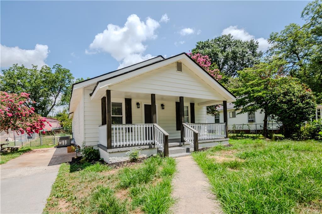 Wells St, Cartersville, GA 30120