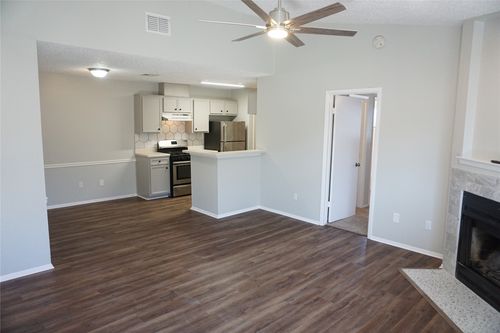 1615-1615 Whirlwind Trl, Round Rock, TX, 78664-7060 | Card Image