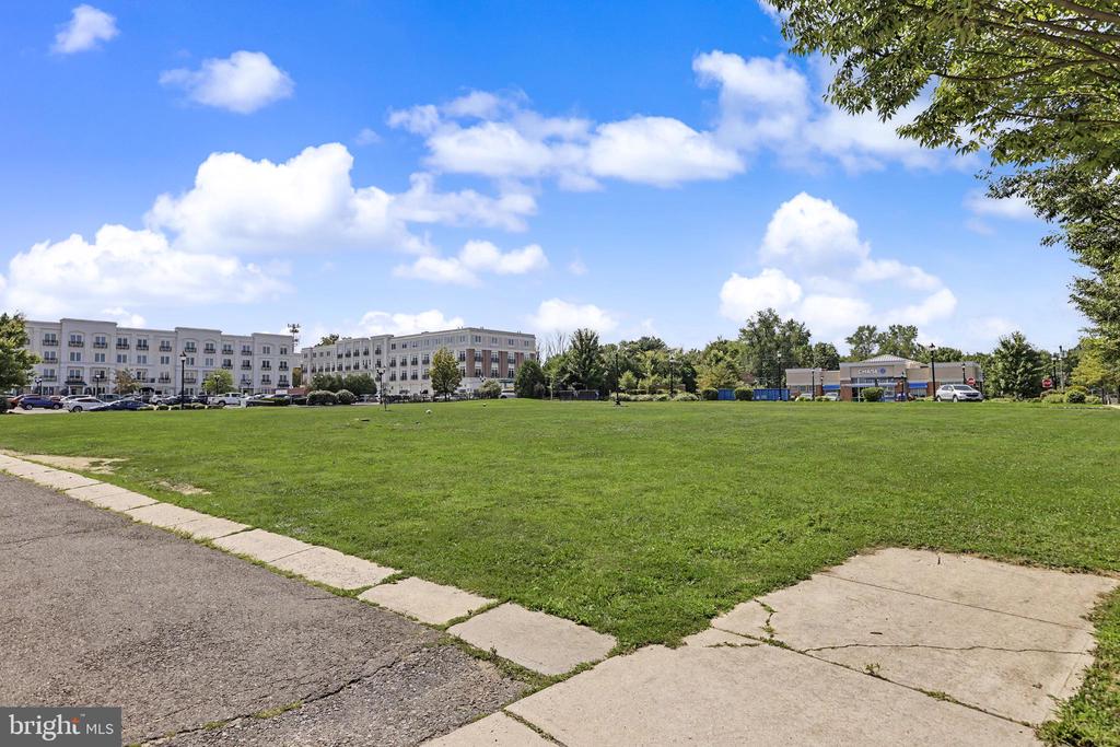 Residential in ROBBINSVILLE 4