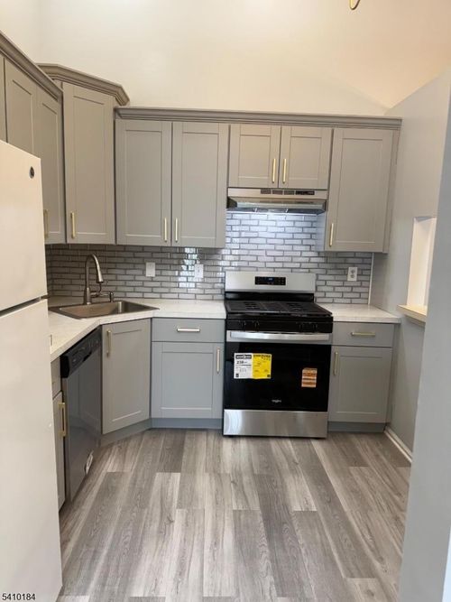 3214 Winder Dr, Bridgewater, NJ, 08807-3588 | Card Image