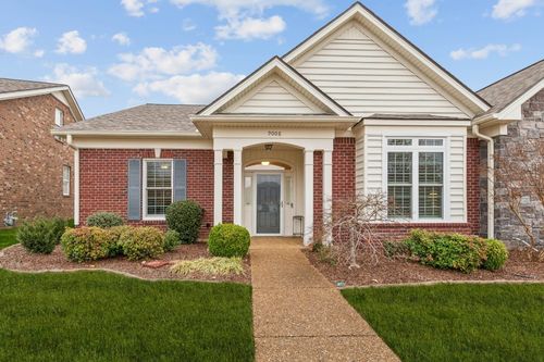 9008 Sunrise Cir, Franklin, TN, 37067-8309 | Card Image