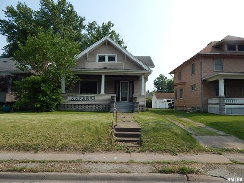 1115 W Locust St, Davenport, IA, 52804-3766 | Card Image
