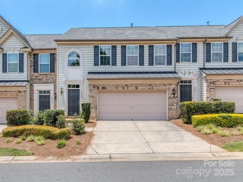 4738 Mount Royal Ln, Charlotte, NC, 28210-4689 | Card Image
