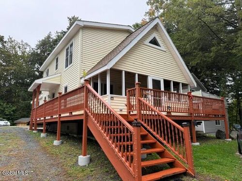 23 N Shore Rd, Petersburg, NY, 12138-6427 | Card Image
