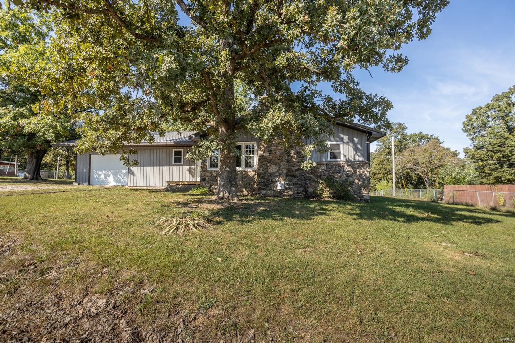 Rocky Mount Ln, Waynesville, MO 65583