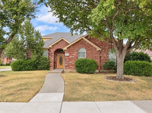7872 Crazy Horse Dr, Frisco, TX, 75036-4375 | Card Image