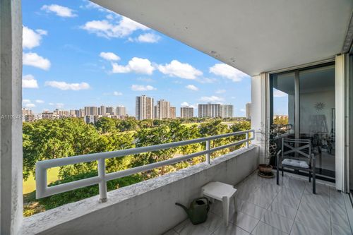 apt-719-20225 Ne 34th Ct, Aventura, FL, 33180-3304 | Card Image