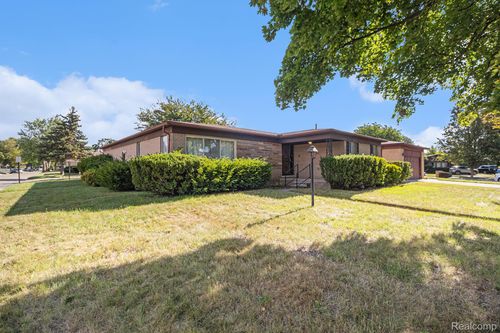 425 Palmerston St, River Rouge, MI, 48218-1187 | Card Image