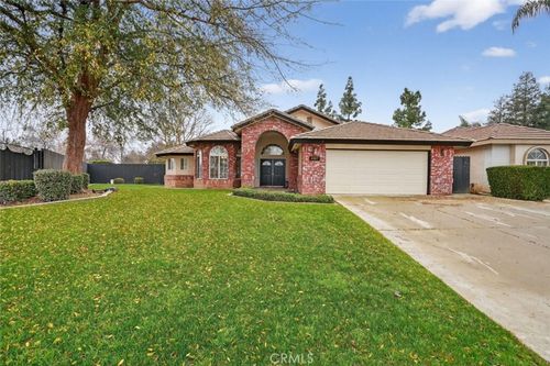 4507 Sealion Ln, Bakersfield, CA, 93312-4920 | Card Image