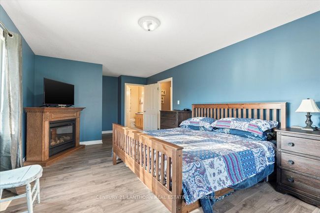 268 Henry St, House other with 3 bedrooms, 3 bathrooms and 4 parking in Stirling ON | Image 16