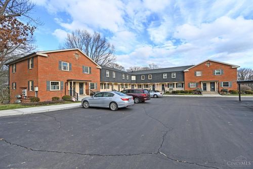 7 Creekwood Sq, Cincinnati, OH, 45246 | Card Image