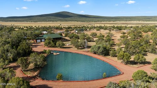 33425 W Cowboy Clint Way, Seligman, AZ, 86337-5052 | Card Image